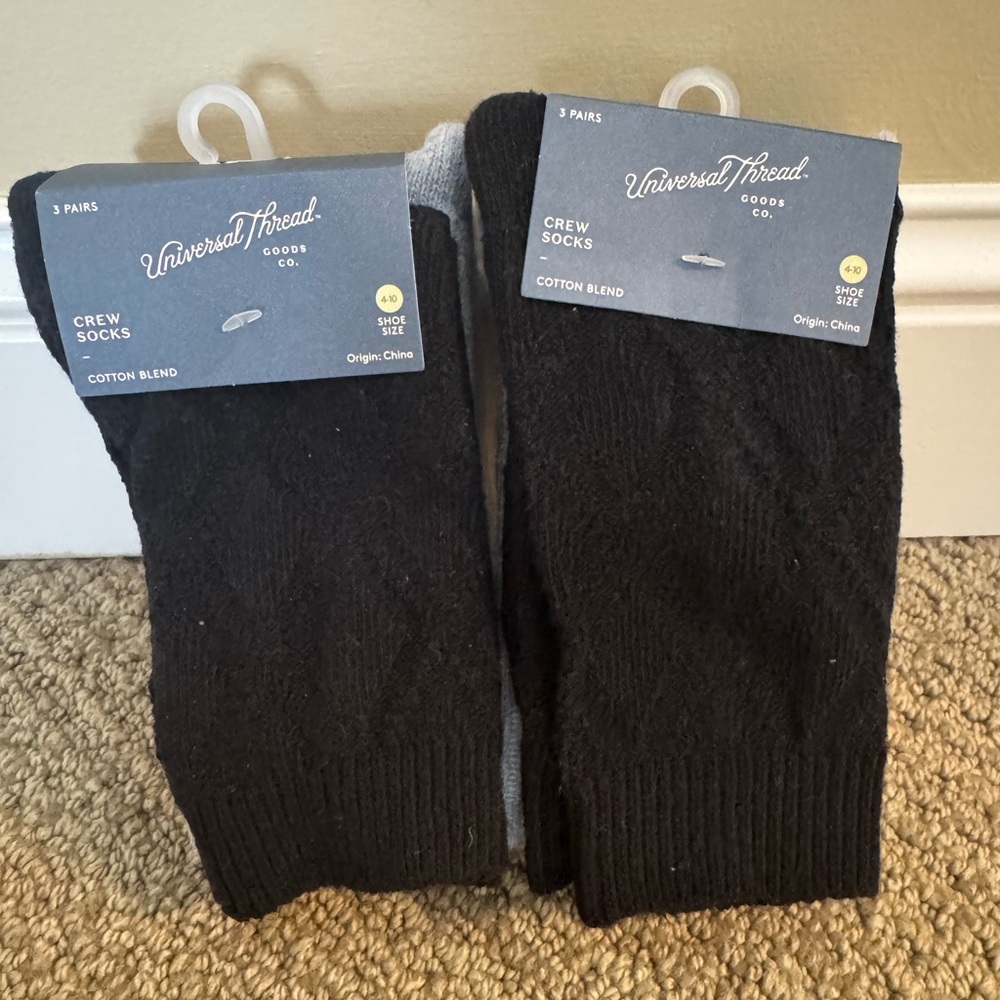 2 packs of Universal Thread Women's Socks in Black, Gray, and White
